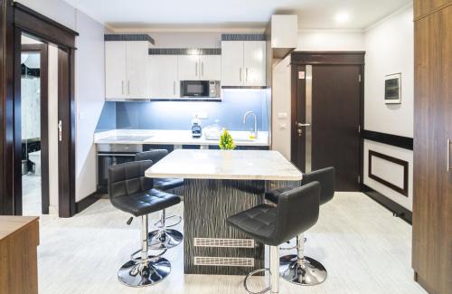 Ivanjica Apartamento | NBN NATIONAL CO