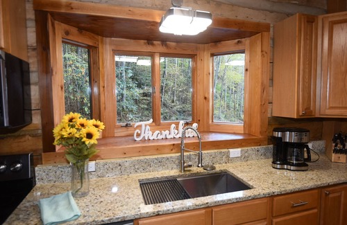 Marshall Cabina | NC cabin for rent - Sanctuary at Big Pine