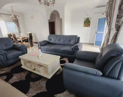 Kribi Apartamento | NDEMAZE Guesthouse Apartments