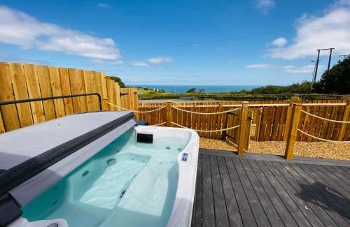 Hele Apartamento | NDR Sea view Three bedroom Residence with private sauna & hot tub