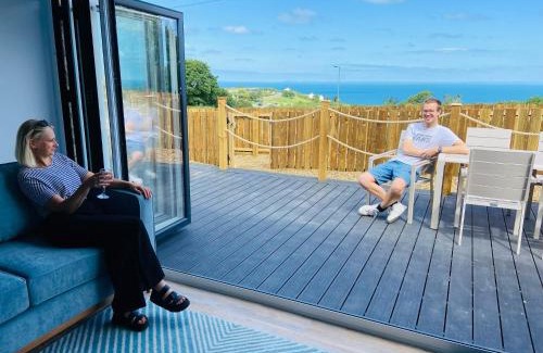 Hele Apartamento | NDR Sea view Three bedroom Residence with private sauna & hot tub