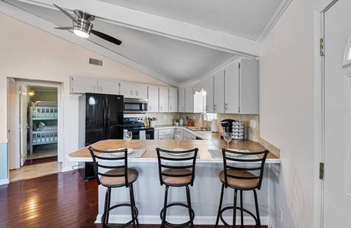 West Panama City Beach Hotel | Near 30A, Firepit, Beach <1 Mile, Beach Cottage
