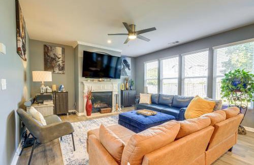 Union City Casa | Near Airport and Dtwn Atlanta Union City Gem!