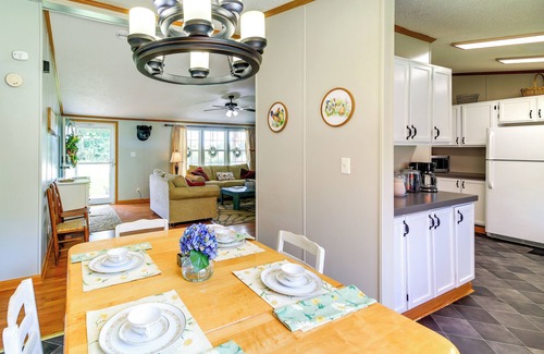 Ennice Casa | Near Blue Ridge Parkway: Ennice Home w/ Fire Pit