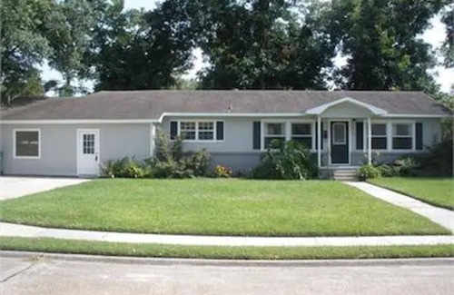 Westlake Casa | Near Casino's, Beach & Downtown Lake Charles!
