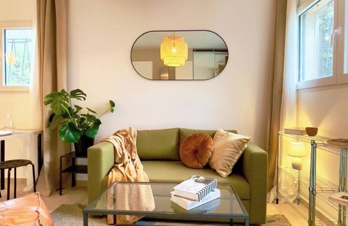 Carnoux-en-Provence Apartamento | Near Cassis - Charming new studio apartment