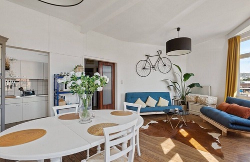 Antwerp Apartamento | Near Central, 5mins to Station + FREE BIKES