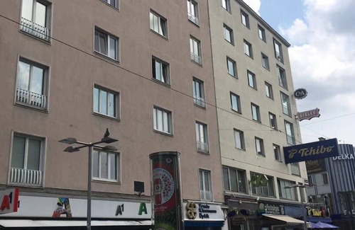 Favoriten Apartamento | CERCA DE LA LOCALIZACIÓN SUPERIOR DEL CENTRO DE LA CIUDAD- SIENTE EL KLIMT No. 2