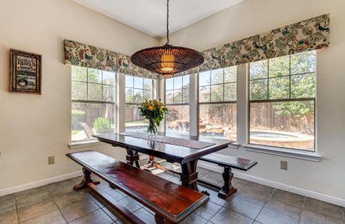 The Woodlands Casa | Near Cynthia Woods Mitchell Pavilion Family Home!