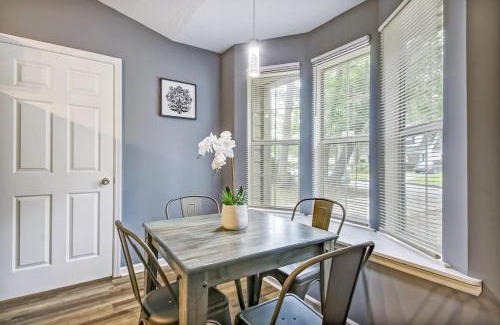 Savannah Casa | Near Dining & Downtown- Moon River District Digs