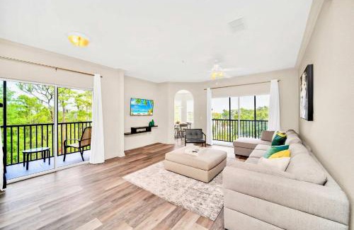 West Kissimmee Casa | Near Disney 2BR King Queen with Hot Tub & Games room
