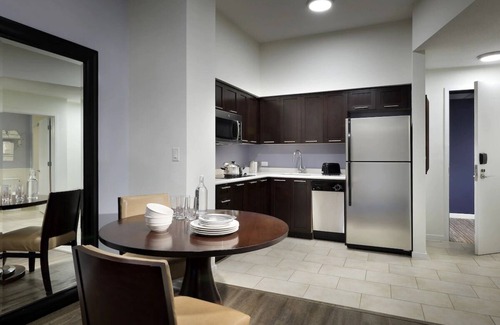 Celebration Hotel | Near Disney! Upscale Orlando Suite w/ Kitchen + Pool + Orlando Parks Shuttle