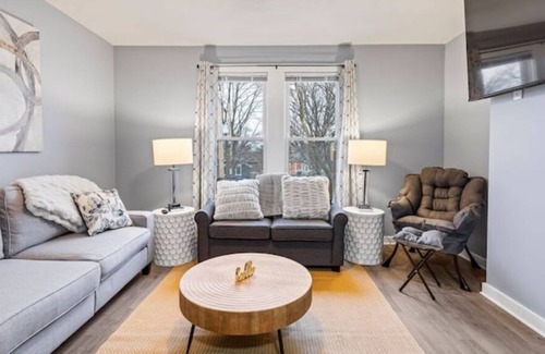 Syracuse Apartamento | Near Downtown, SU, DestinyUSA