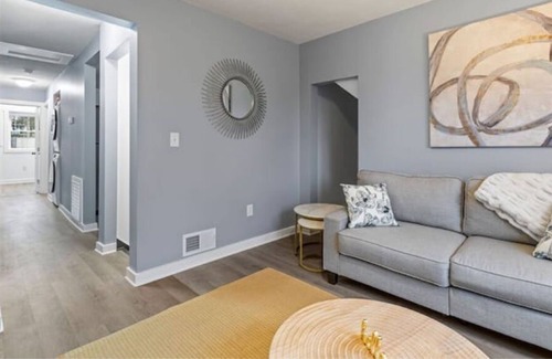 Syracuse Apartamento | Near Downtown, SU, DestinyUSA
