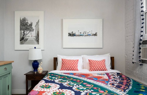 Rampart Village Apartamento | Near DTLA! Charming Studio for 2!
