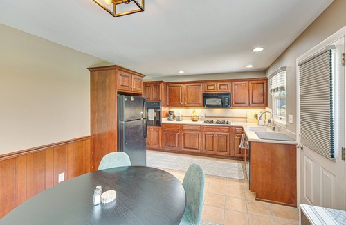 Camp Hill Casa | Near Dtwn Harrisburg: Stylish Home w/Patio & Yard
