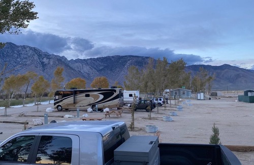 Olancha Alquiler De RV | Near Eastern Sierras RV Campsite #13 at Lake Olancha