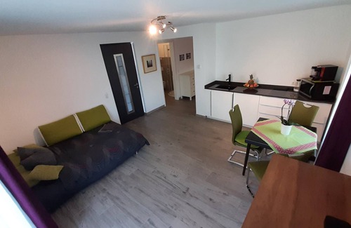 Hegewiese Apartamento | Cerca de FRANCFORT a. M. Apartamento de 50 m2 completamente equipado con terraza