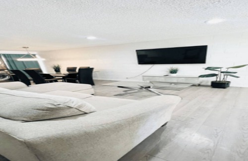 Las Vegas Apartamento | Near Fremont Apartment 3bed,Pet friendly, Parking