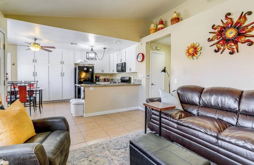 Palm Desert Condominio | Near Golf: Condo w/ Pool Access in Palm Desert!
