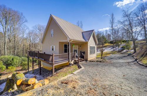 Frank Casa | Near Hiking Blue Ridge Mtn Home on Private Acre