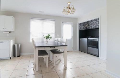 Apex Casa | Near Historic Downtown Apex, Sleeps 8, King Bed