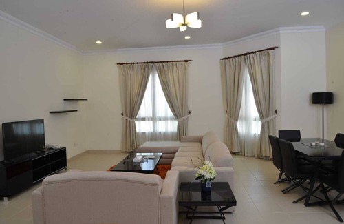 Juffair Apartamento | Near Juffair Oasis Mall / Tow Bedroom Apartment