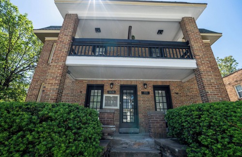 Kansas City Apartamento | Near KU MED! Renovated Apt perfect for long stays