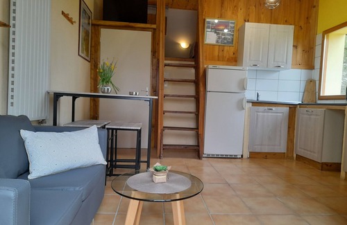 Revel Apartamento | CERCA DEL LAGO SAINT FERREOL