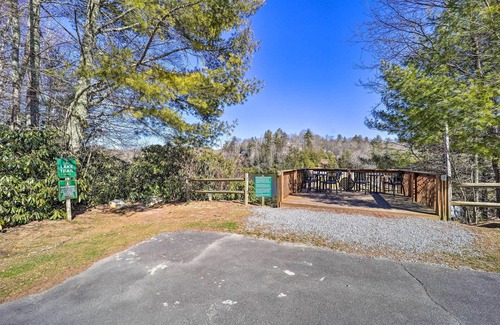 Newland Cabaña | Near Lake + Trails: Rustic Newland Cabin w/ Deck!
