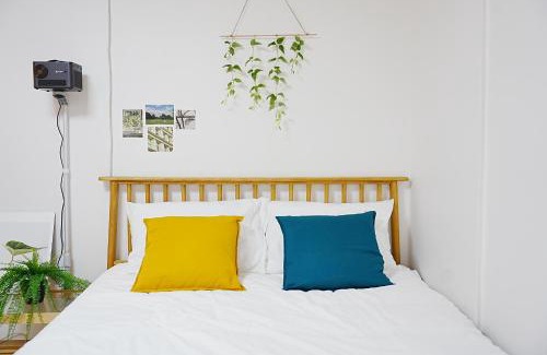 Jamsil-dong Apartamento | Near Lotte World, KSPO DOME, COEX, Olympic Park, 2 Rooms, 2 Queen beds, 1 super single bed, 5 people