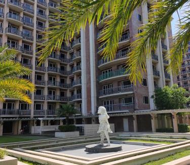 Paranaque Casa | Near Moa Facing pool view WP1603 Monarch Parksuites