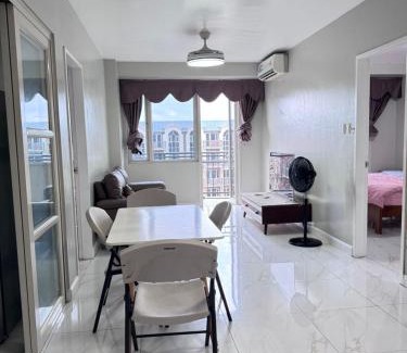 Paranaque Casa | Near Moa Facing pool view WP1603 Monarch Parksuites