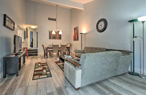 Mount Pocono Apartamento | Near Mt Airy Casino Mount Pocono Condo with Balcony