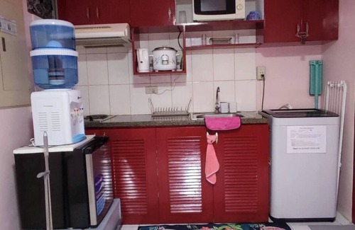 San Dionisio Condominio | Near NAIA Manila Airport, "Budget Cozy Unit" Condo, 4km from NAIA, 10K