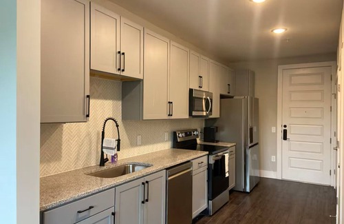 Southwest Raleigh Apartamento | Near NC State Veterinarian Hospital