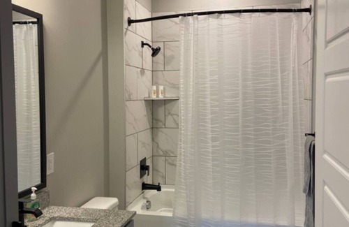 Southwest Raleigh Apartamento | Near NC State Veterinarian Hospital