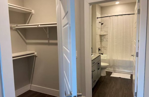 Southwest Raleigh Apartamento | Near NC State Veterinarian Hospital
