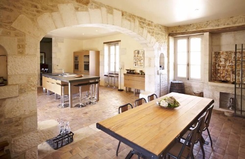 Saivres Otro | Near Niort: 16th Century Renaissance Castle (classified Ismh)