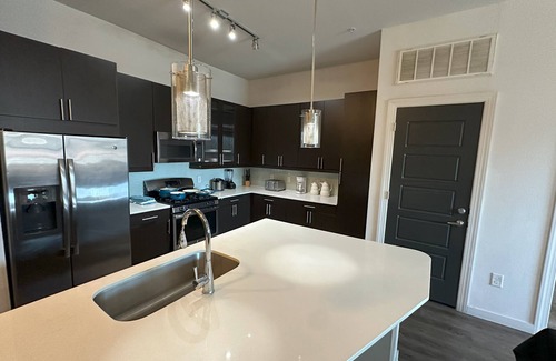 South Central Houston Apartamento | UNA MEZCLA PERFECTA AL LADO DEL CENTRO MÉDICO HOUSTON 2b2b