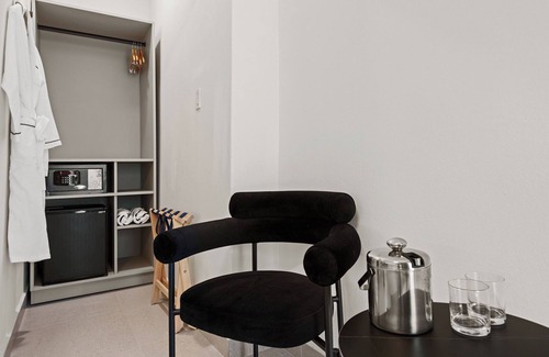Ocean Park Apartamento | Near Oceanpark Beach | Saltwater Pool | AC | Rum Bar | Gym