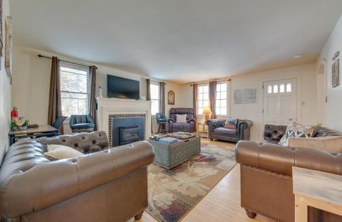 Blakeslee Casa | Near Parks and Lakes Blakeslee Home with Private Yard