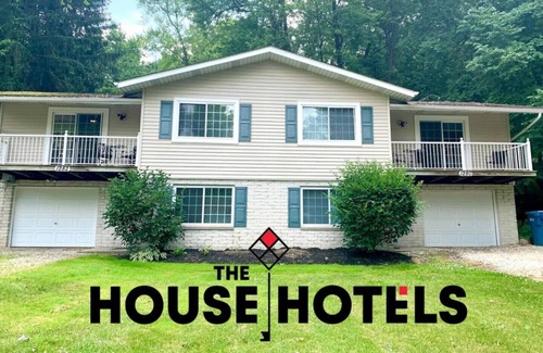 Akron Apartamento | Near Pro Football HOF,Portage lake,Downtown Akron!