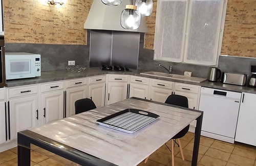 Saint-Andre-dAllas Cabaña | NEAR SARLAT Gîte 3* for 10 persons LA GRANDE SALAMANDRE with SWIMMING POOL