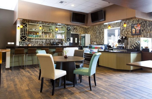Torrance Casa | Near the 405, 110, and 91 Freeways | Ready for Family Stay | Free Onsite Parking