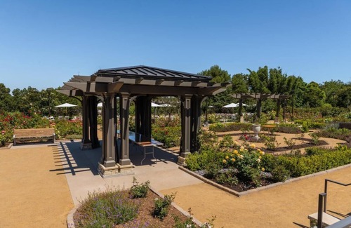 Torrance Casa | Near the 405, 110, and 91 Freeways | Ready for Family Stay | Free Onsite Parking