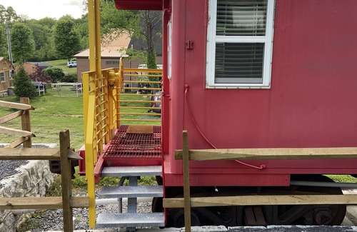 Fayetteville Casa | Near Town!