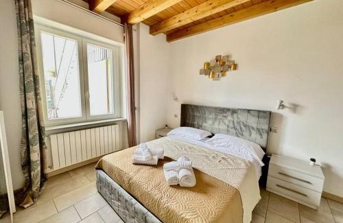Stazione Apartamento | [Near Train Station] Luxury house 5 beds