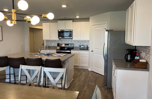 Leland Casa | Hermosa casa cerca de playas, tiendas, restaurantes y Wilmington NC.