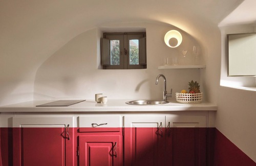 Finikia Hotel | Neema Maison Finikia Santorini